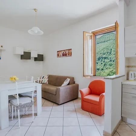 Casa Vacanze Il Giardino dei limoni Polvica Esterno foto
